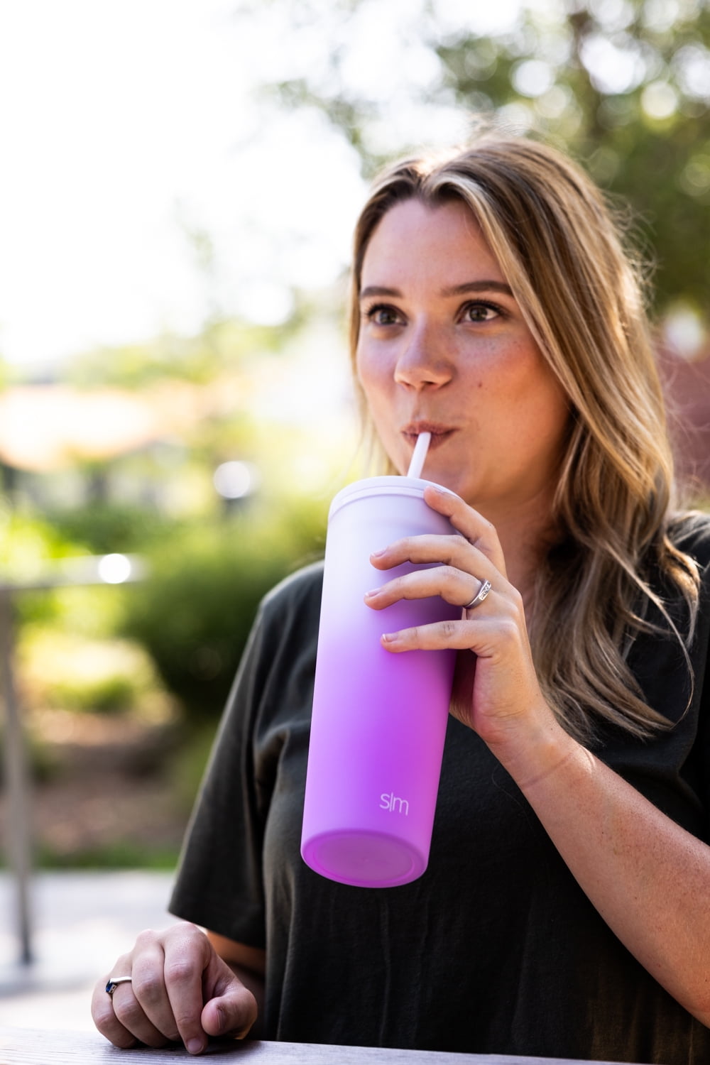 Simple Modern 24 fl oz Double Wall Plastic Classic Tumbler with Straw|Opalescent - ZC3A