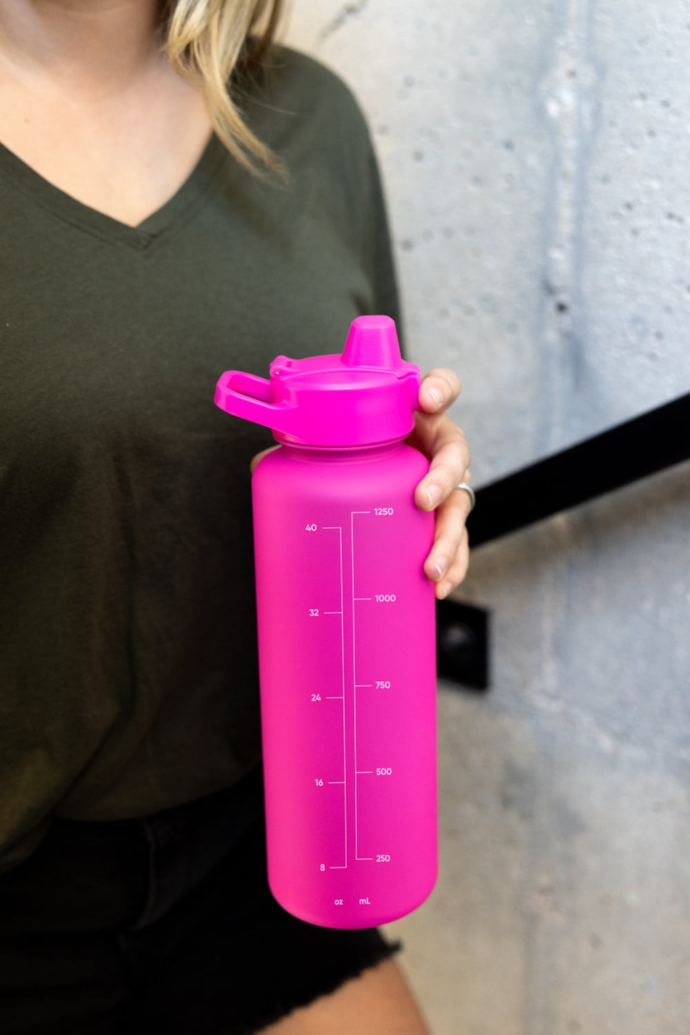 Simple Modern 48 fl oz Reusable Tritan Summit Water Bottle with Silicone Straw Lid|Raspberry Vibes - 9YEQ