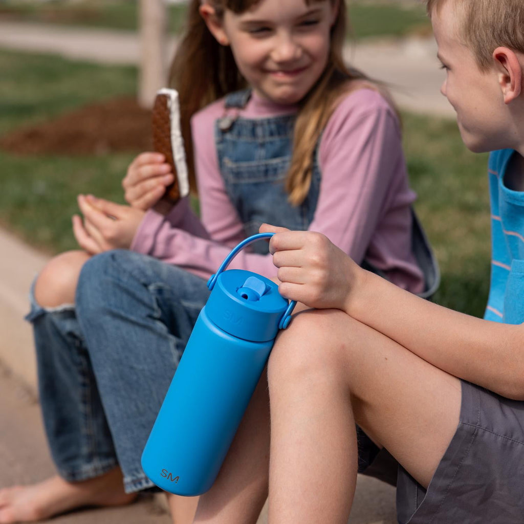 Simple Modern 18 fl oz Insulated Stainless Steel Summit Wide Mouth Water Bottle with Handle and Straw Lid|Black and White Checkmate - GQ5P