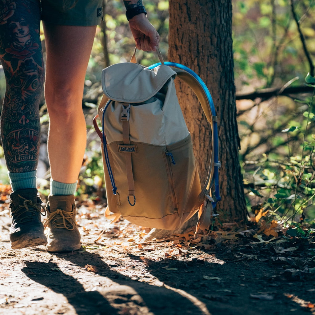 CamelBak Arête™ 18 Hydration Pack 50 oz, Canyon Clay - ILR0