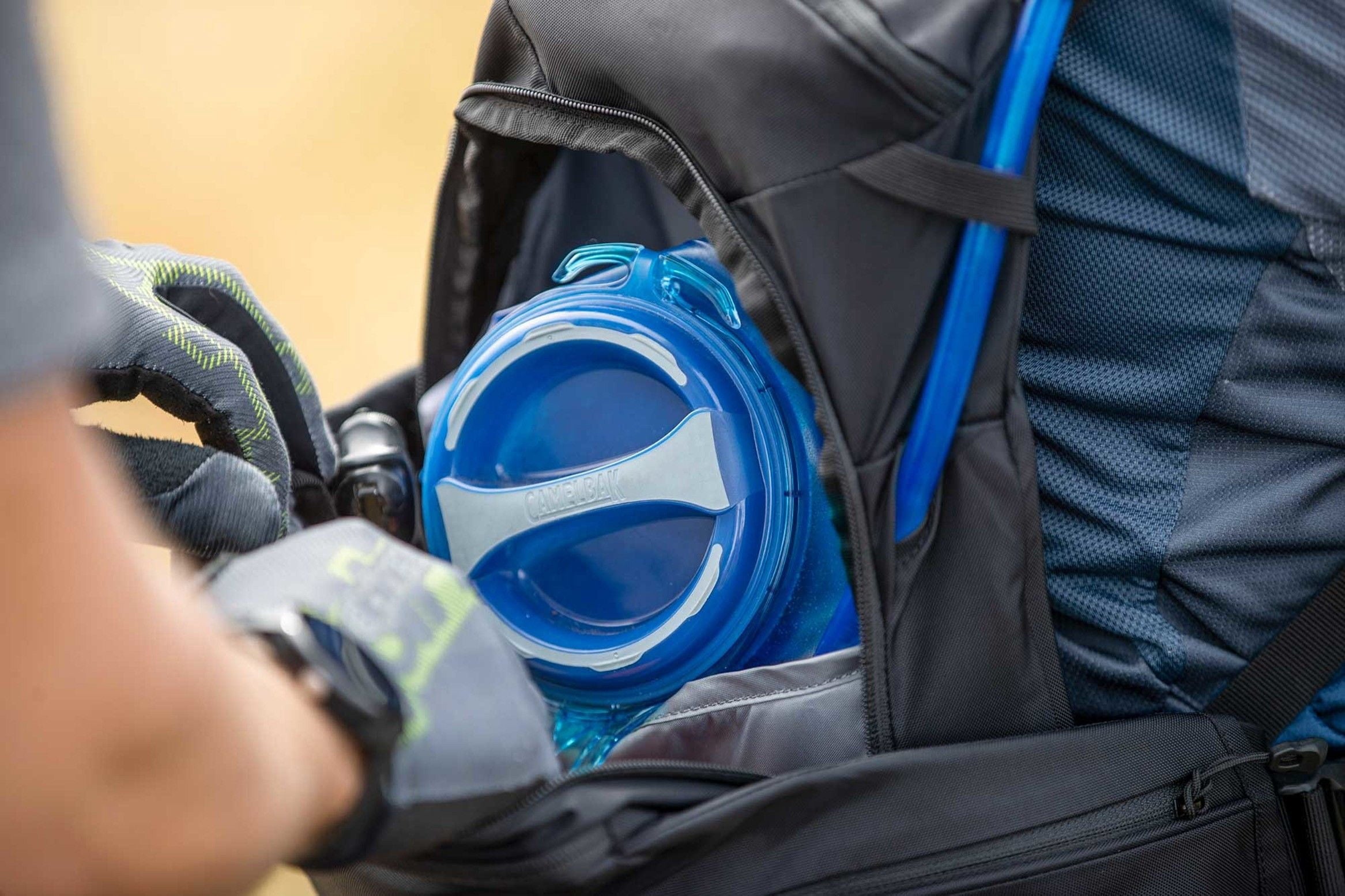 Camelbak Crux™ 2L Reservoir, Blue - IMJA
