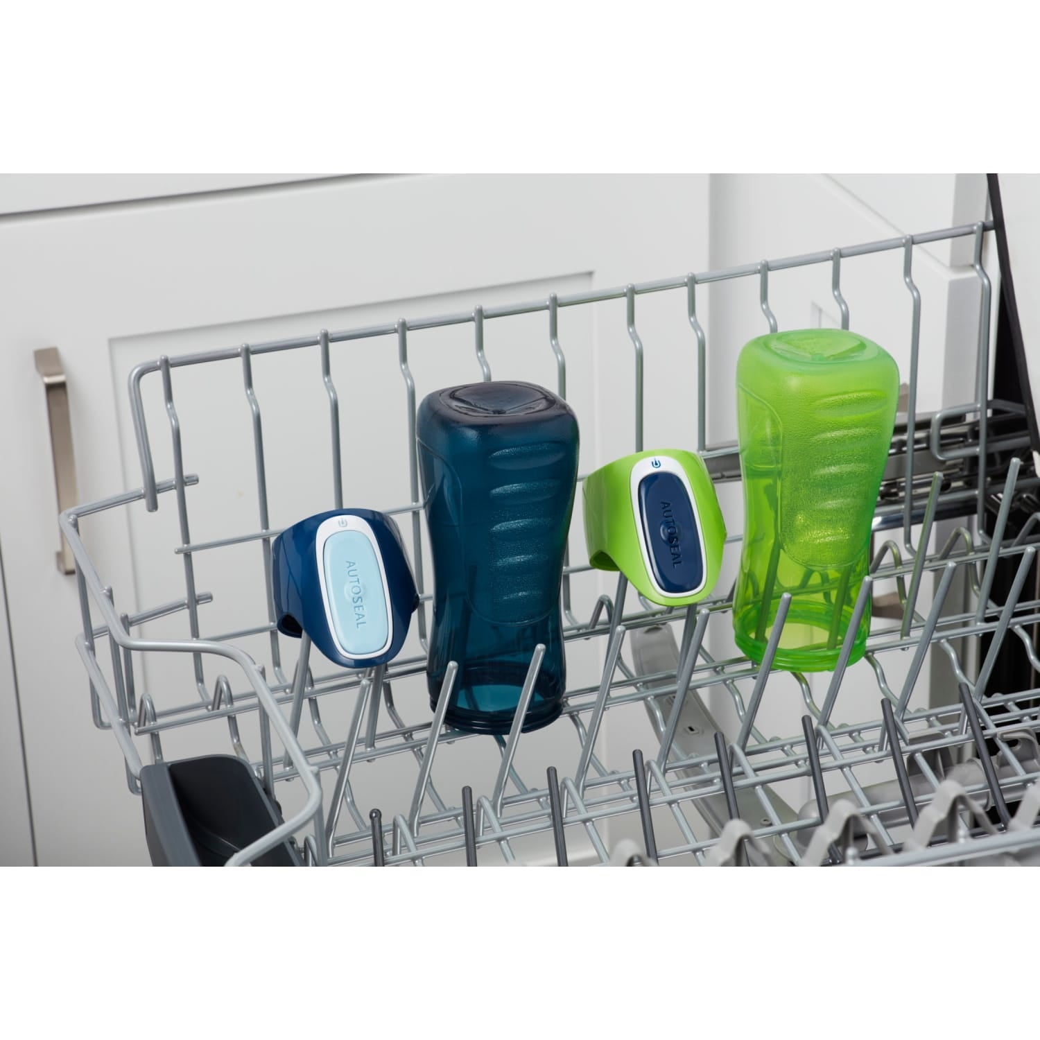 Contigo Kids Trekker Water Bottle with AUTOSEAL Lid Navy Blue and Granny Smith Green, 14 fl oz., 2-pack - 4BGJ