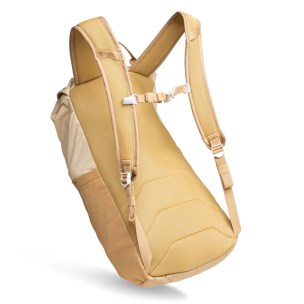 CamelBak Arête™ 18 Hydration Pack 50 oz, Canyon Clay - 21W5