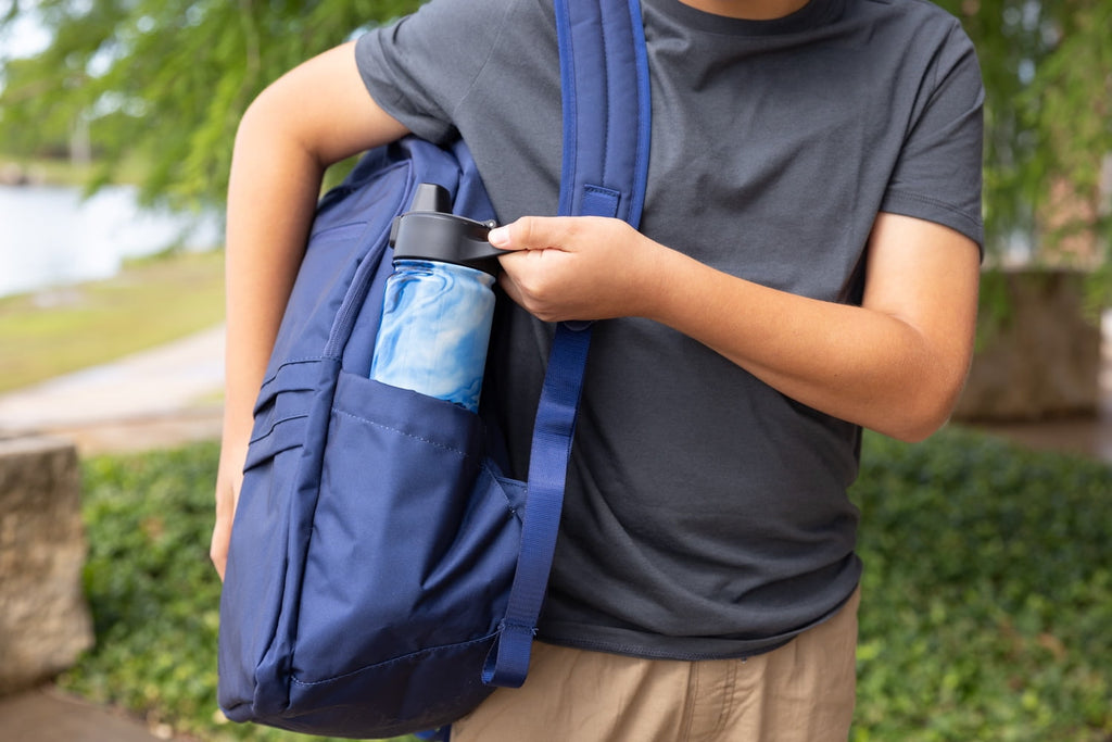 Simple Modern 18 fl oz Insulated Stainless Steel Summit Water Bottle with Covered Silicone Straw Lid | Sweet Taffy - 28S2